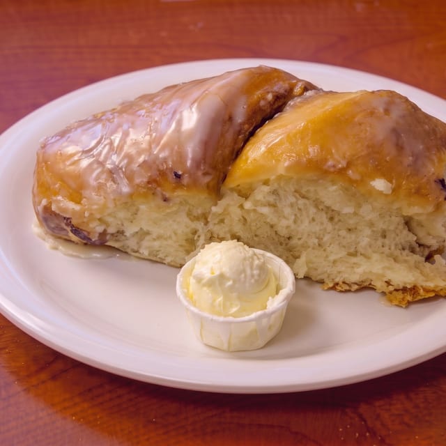 Butterbuns.